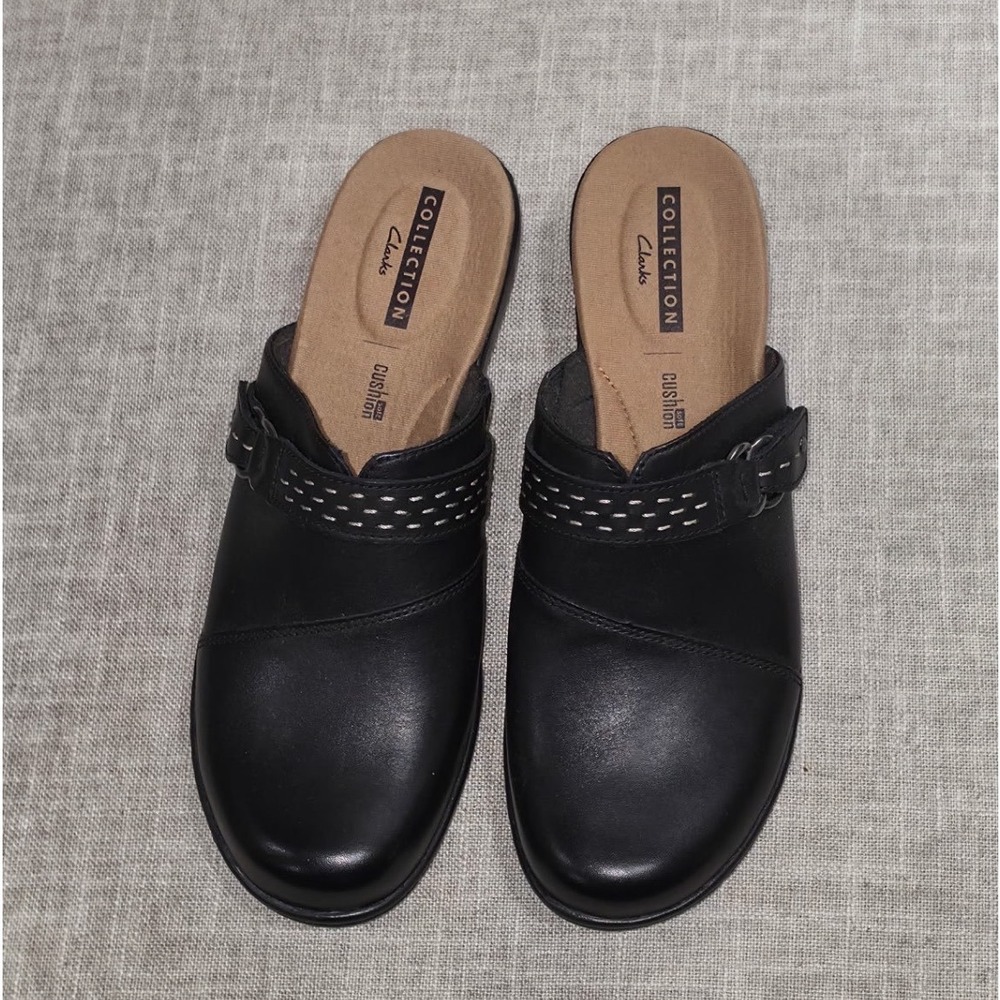 Clarks Collection Black Leather Mules Cushion Soft Buckle Clogs 9.5M